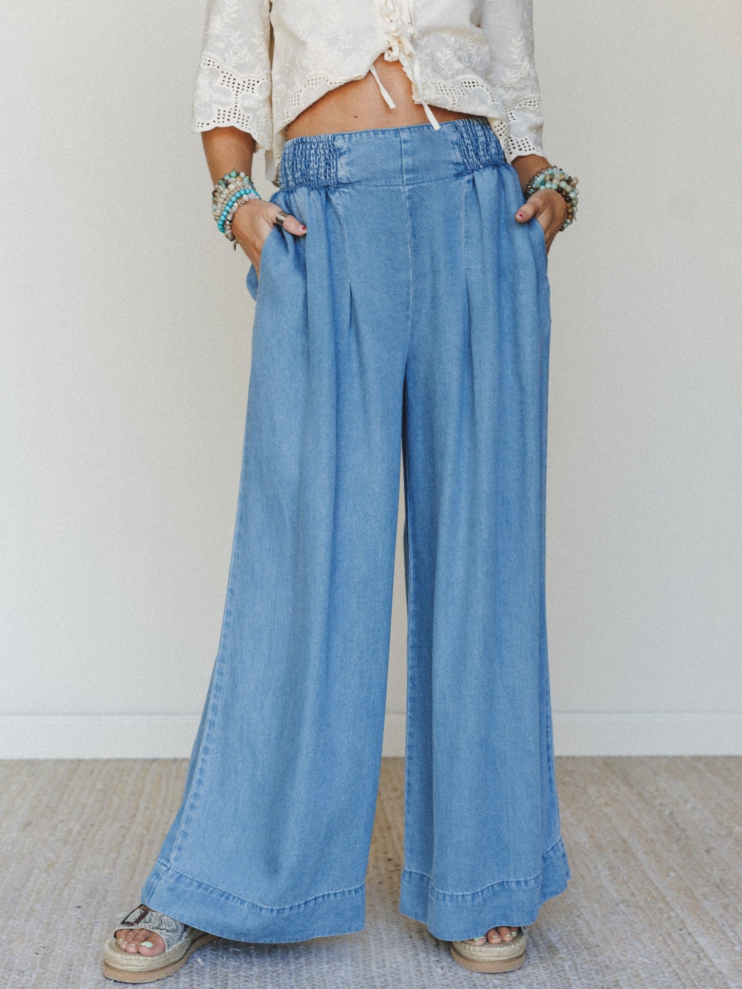 Night Drive Jeans - Medium Wash