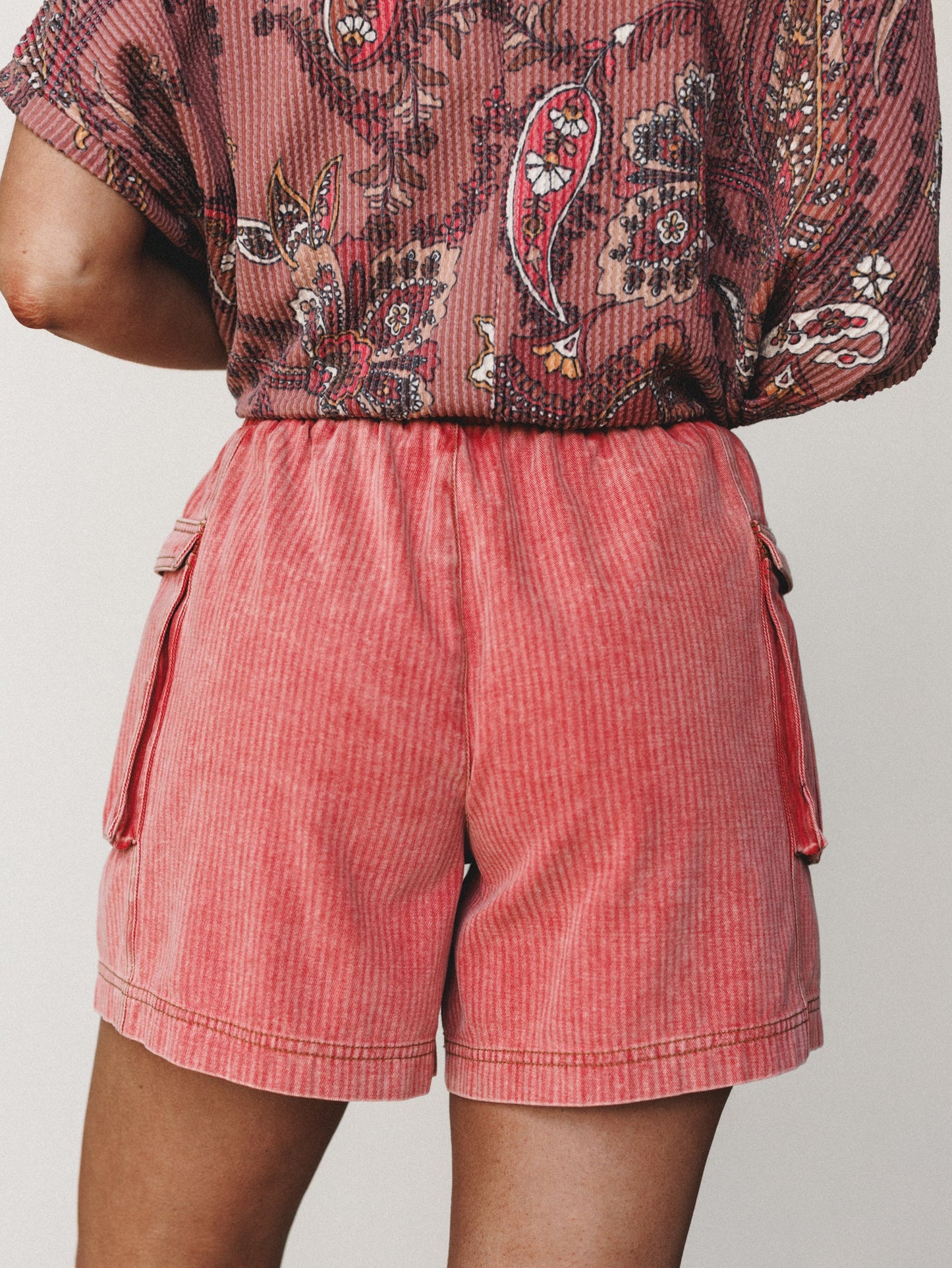 Halo Cargo Shorts - Vintage Red