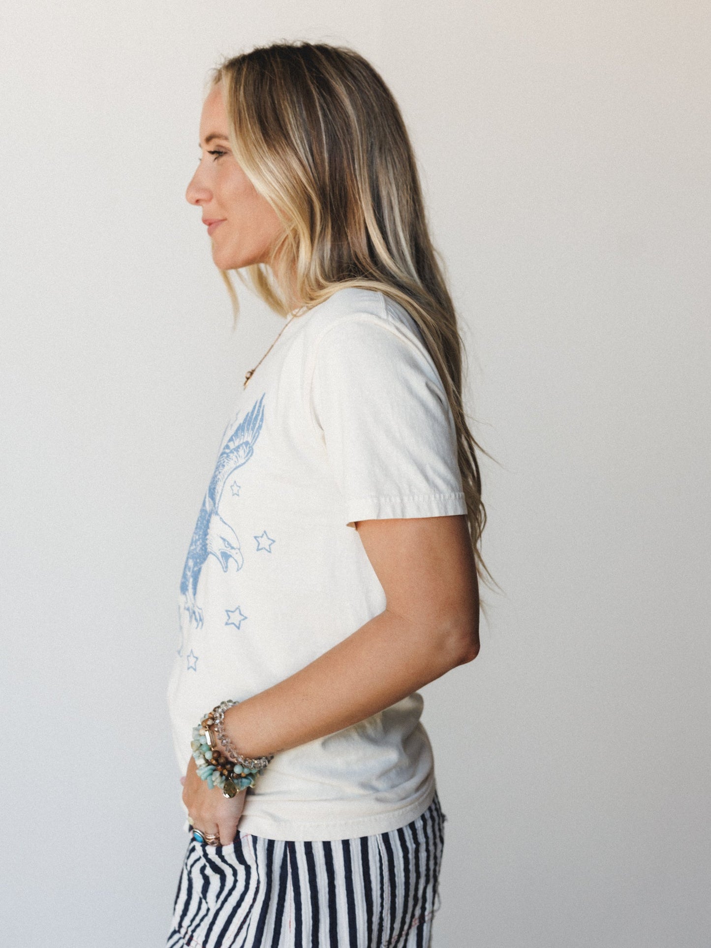 The Nest Stay Wild Graphic Tee - Ivory