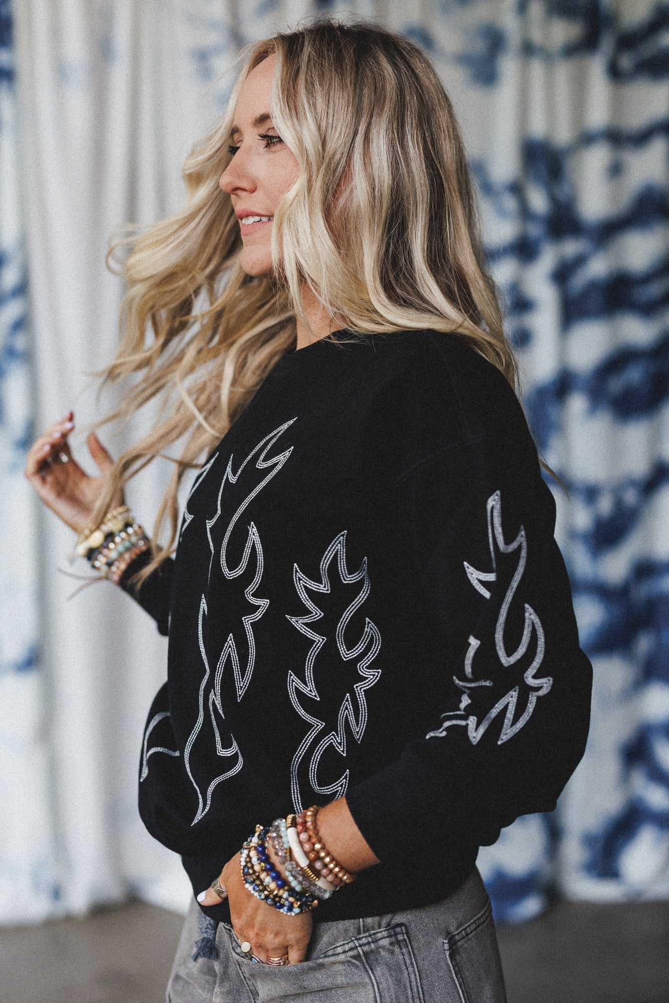 Lasso Western Stitch Pullover - Black