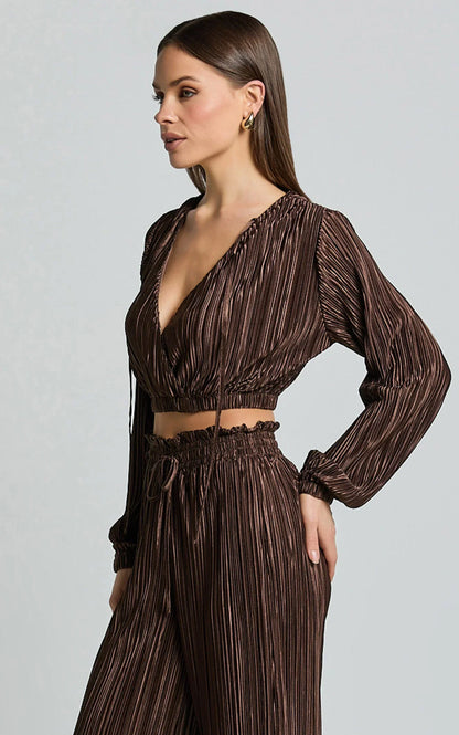 Kallie Top - Tie Back Plisse Long Sleeve Crop Top in Chocolate
