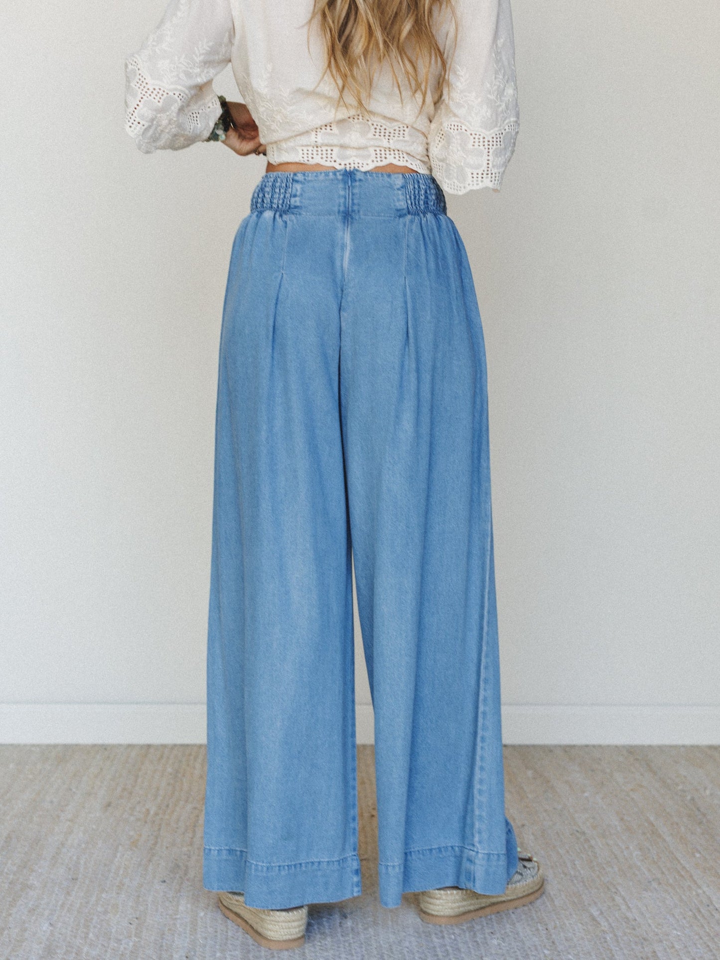 Night Drive Jeans - Medium Wash