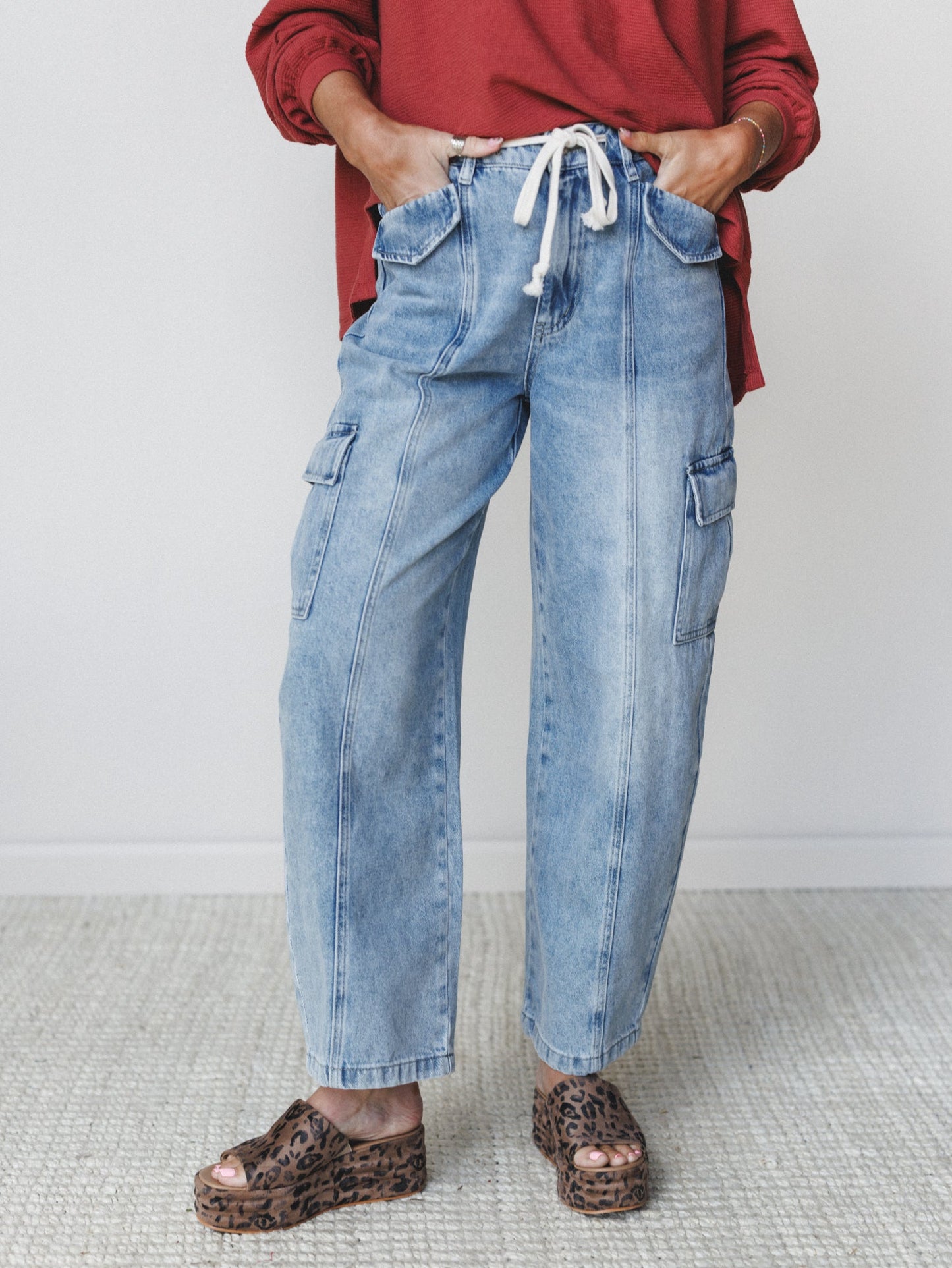 Whisper Sky Cargo Jeans - Light Denim