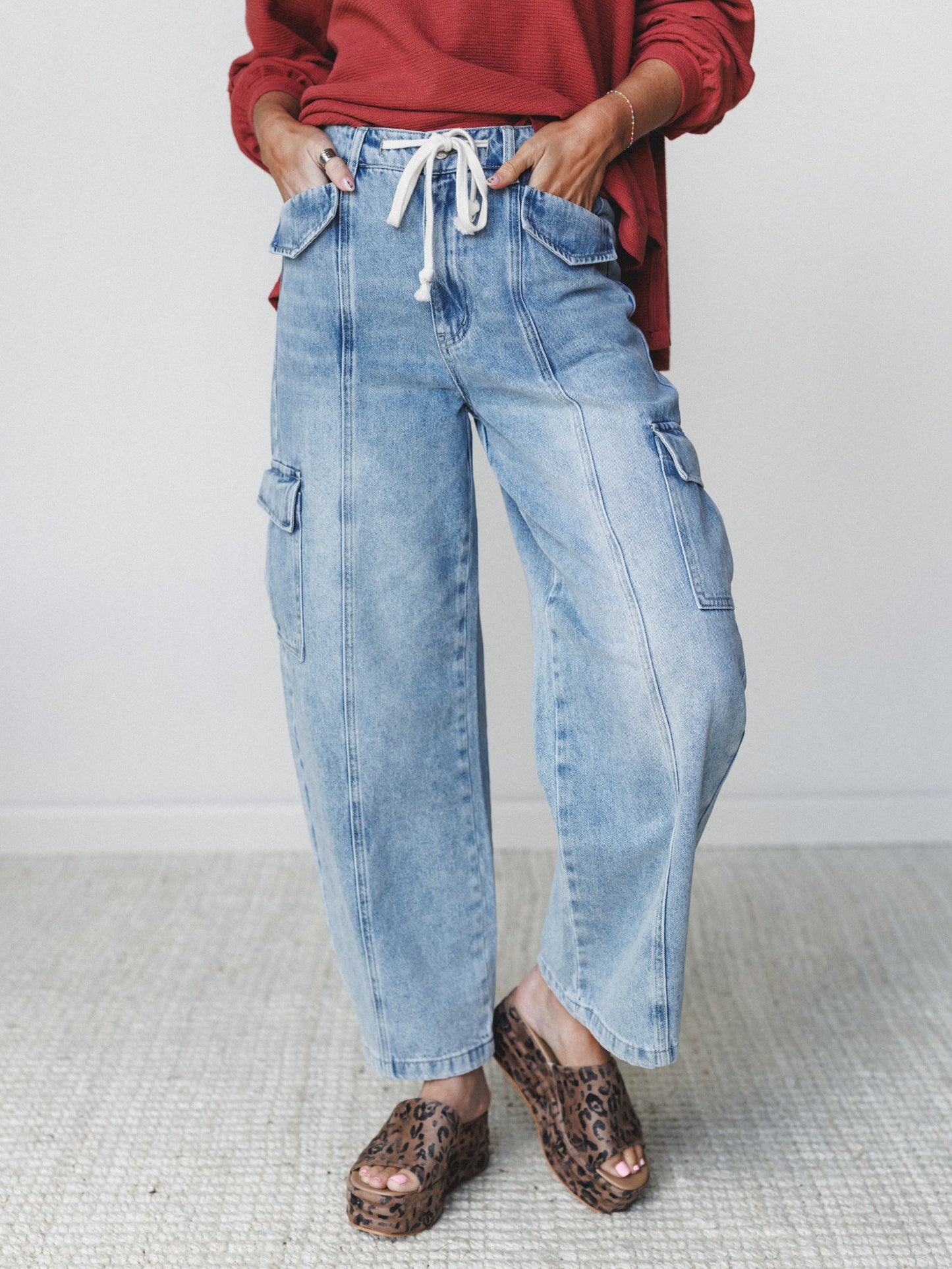 Whisper Sky Cargo Jeans - Light Denim