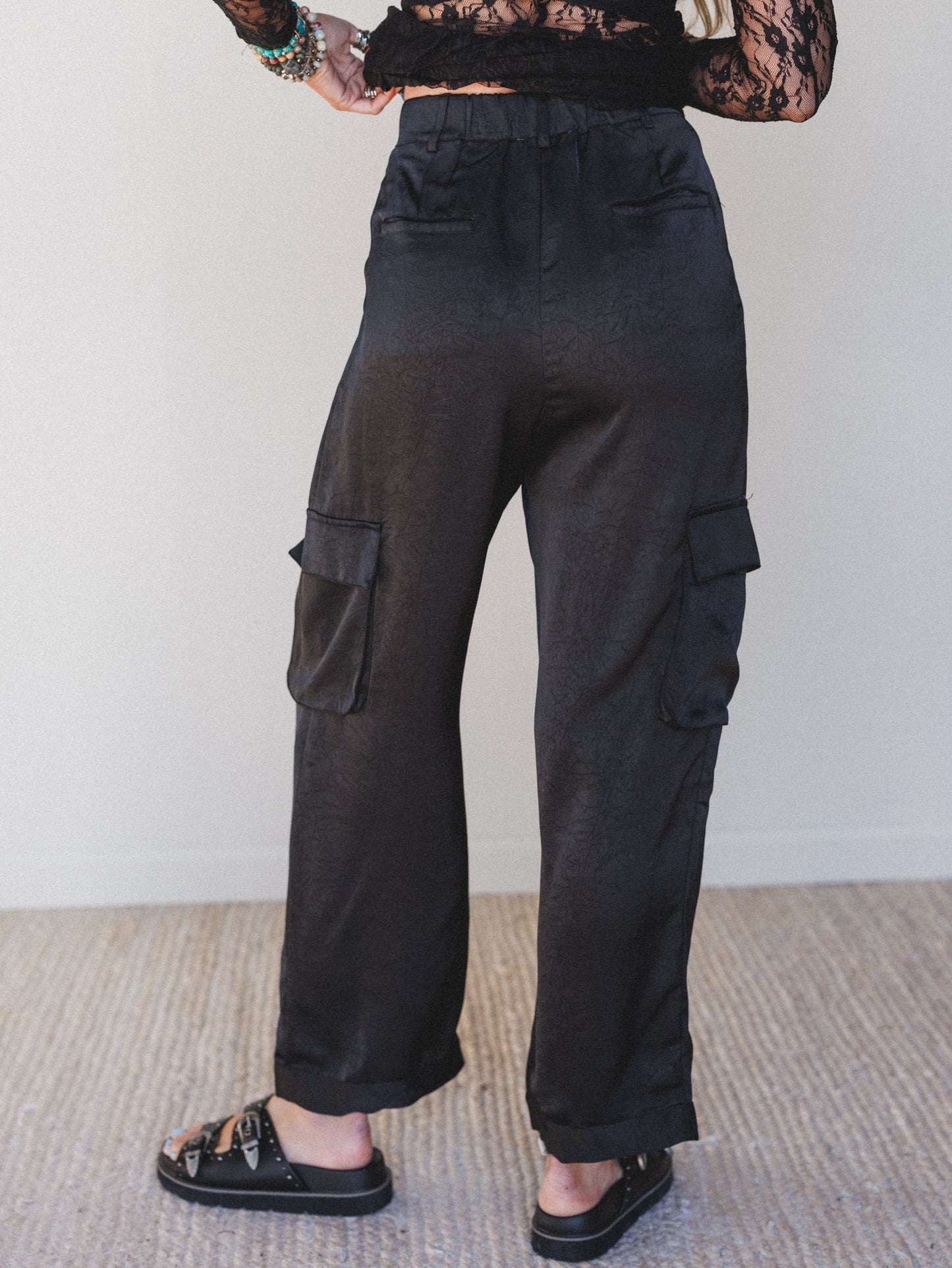 Stealing The Show Satin Pants - Black
