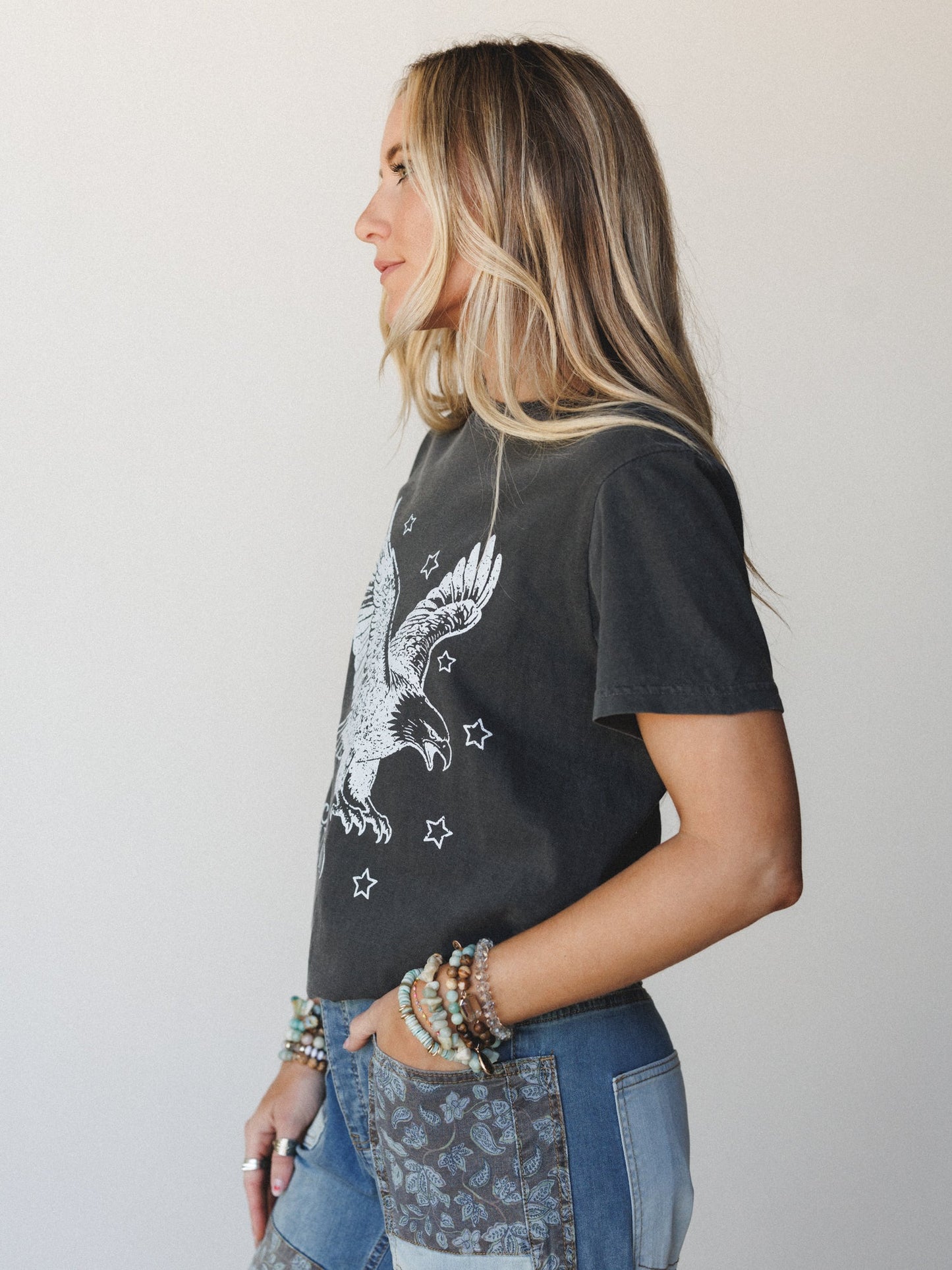 The Nest Stay Wild Graphic Tee - Pepper