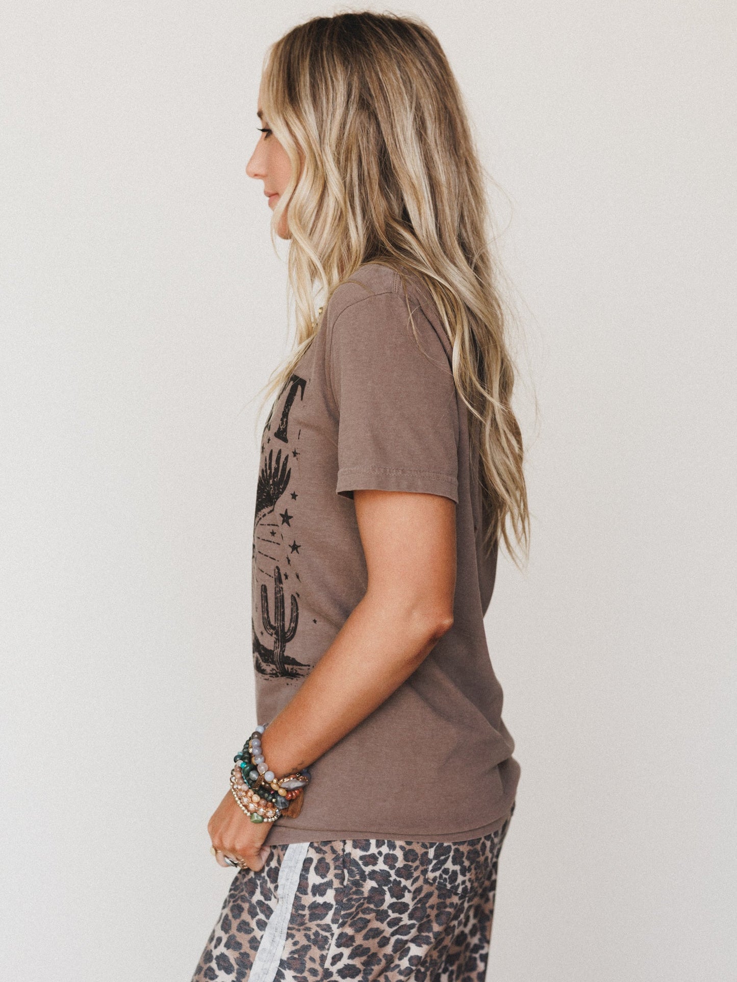 The Nest Desert Soul Graphic Tee - Espresso