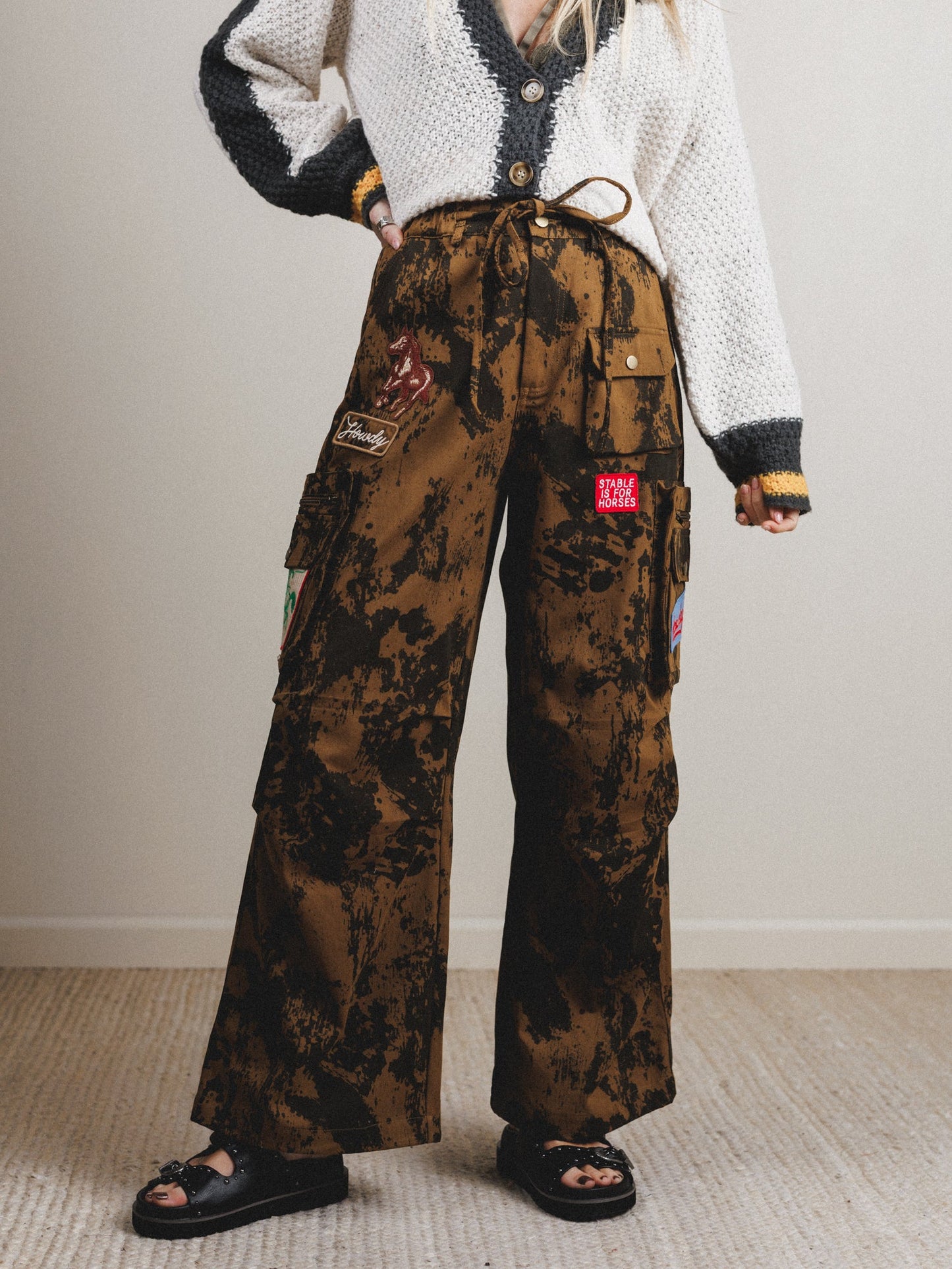 Cowgirl Song Cargo Pants - Golden Brown