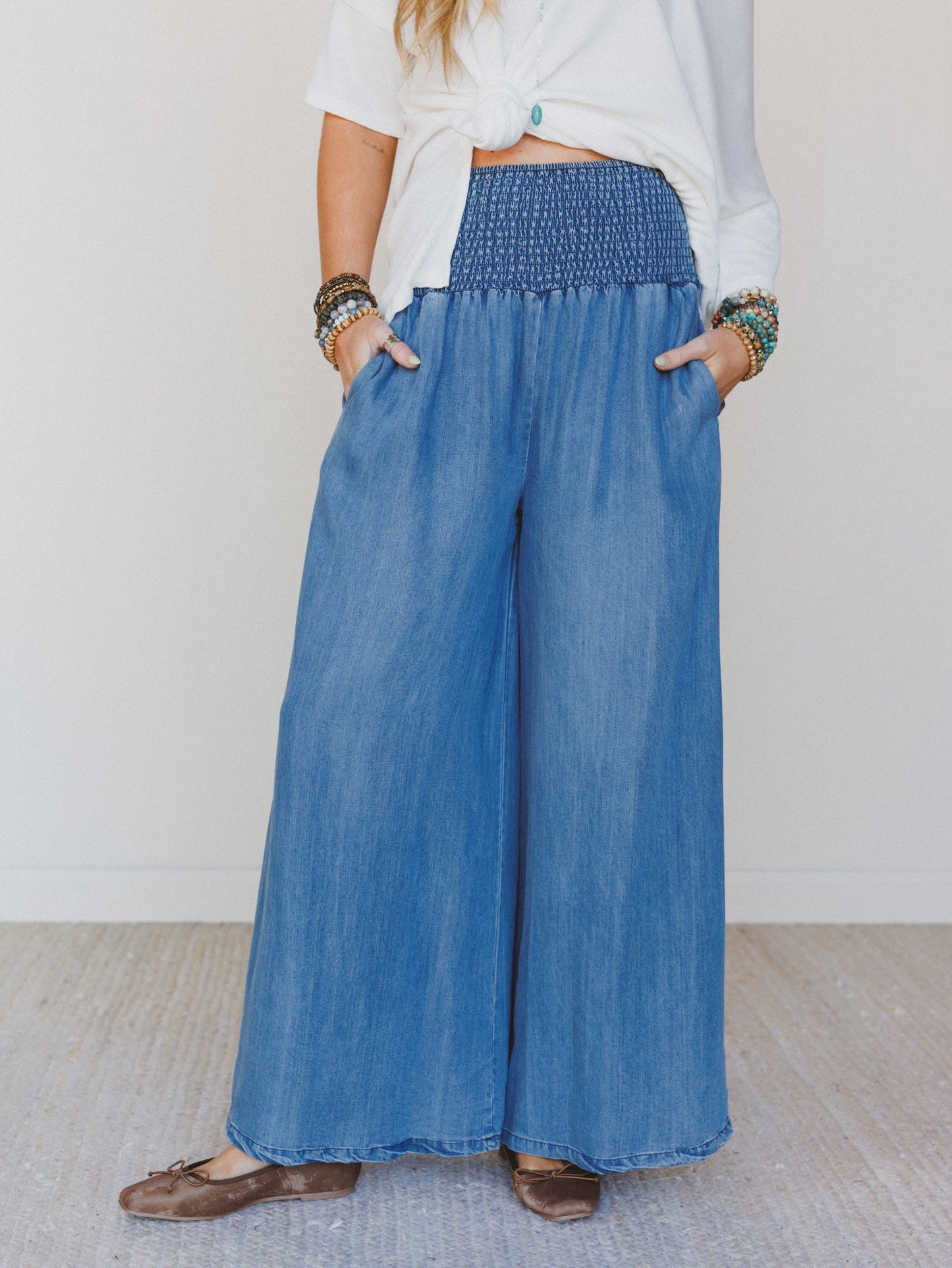 Free Falling Wide Leg Pants - Denim