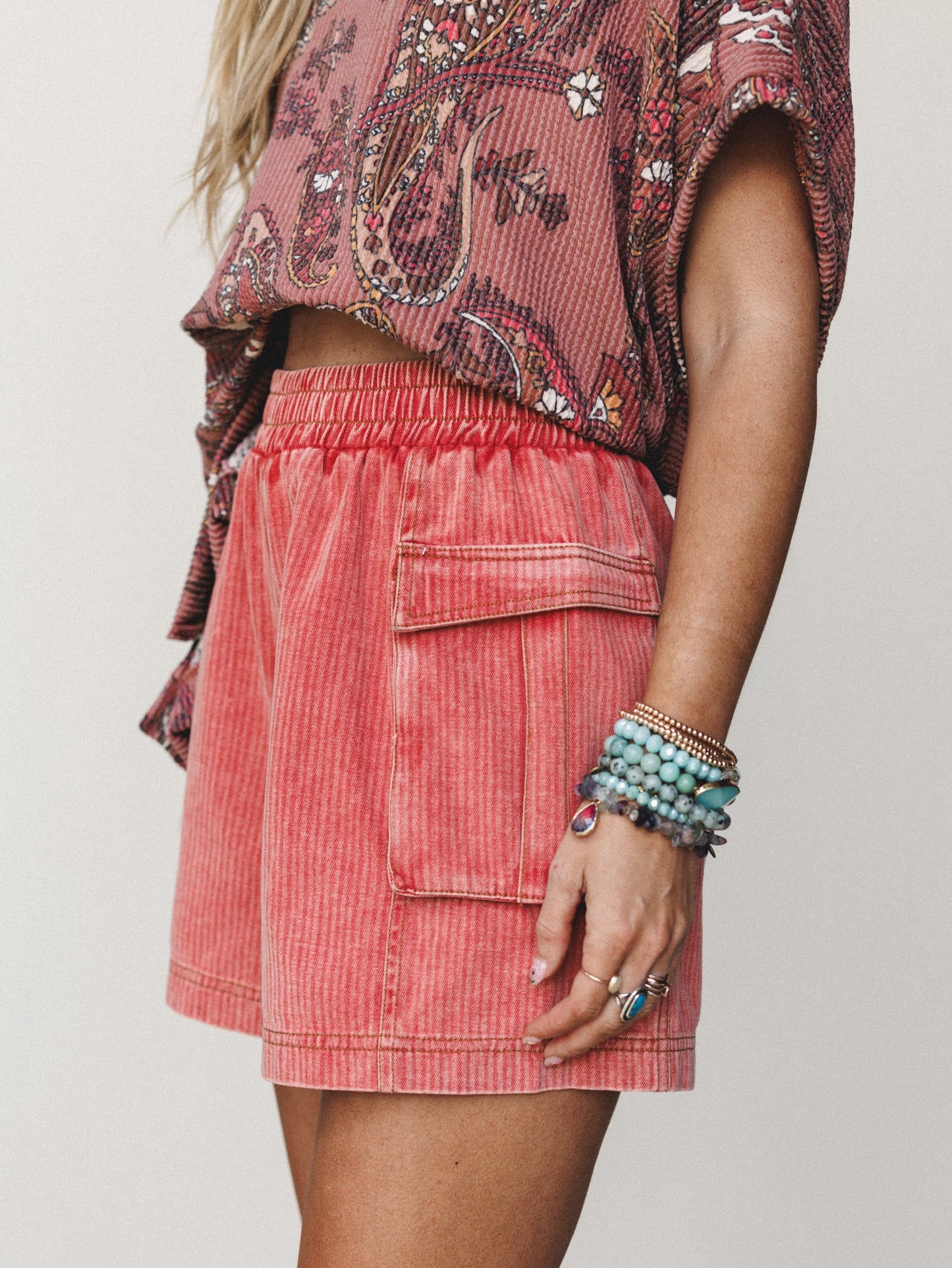 Halo Cargo Shorts - Vintage Red
