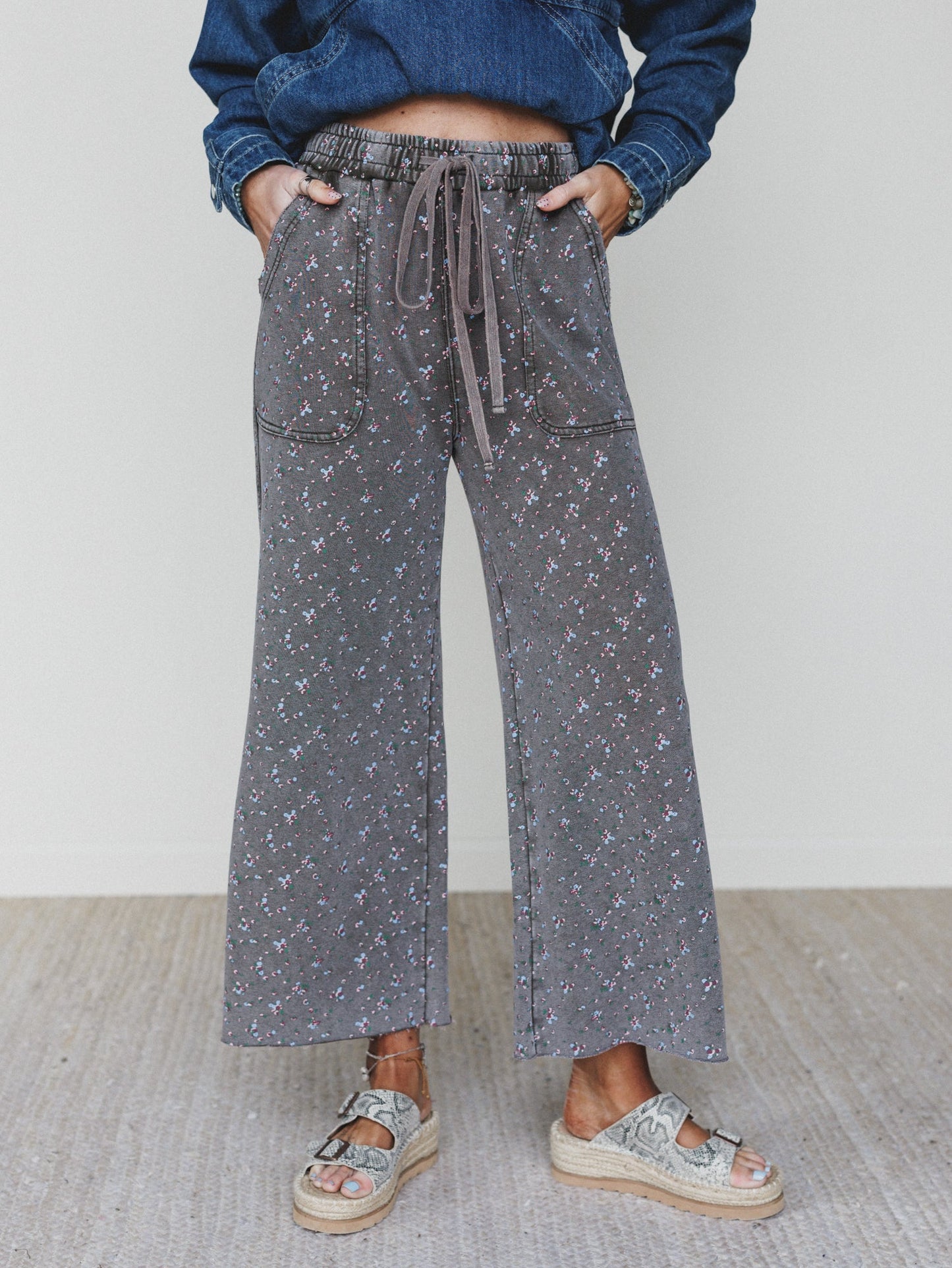 Blooming Season Pants - Ash Olive