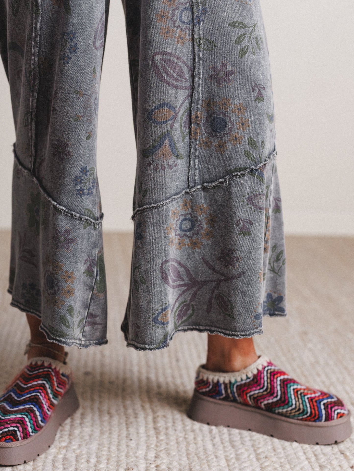 Groove Garden Pants - Charcoal
