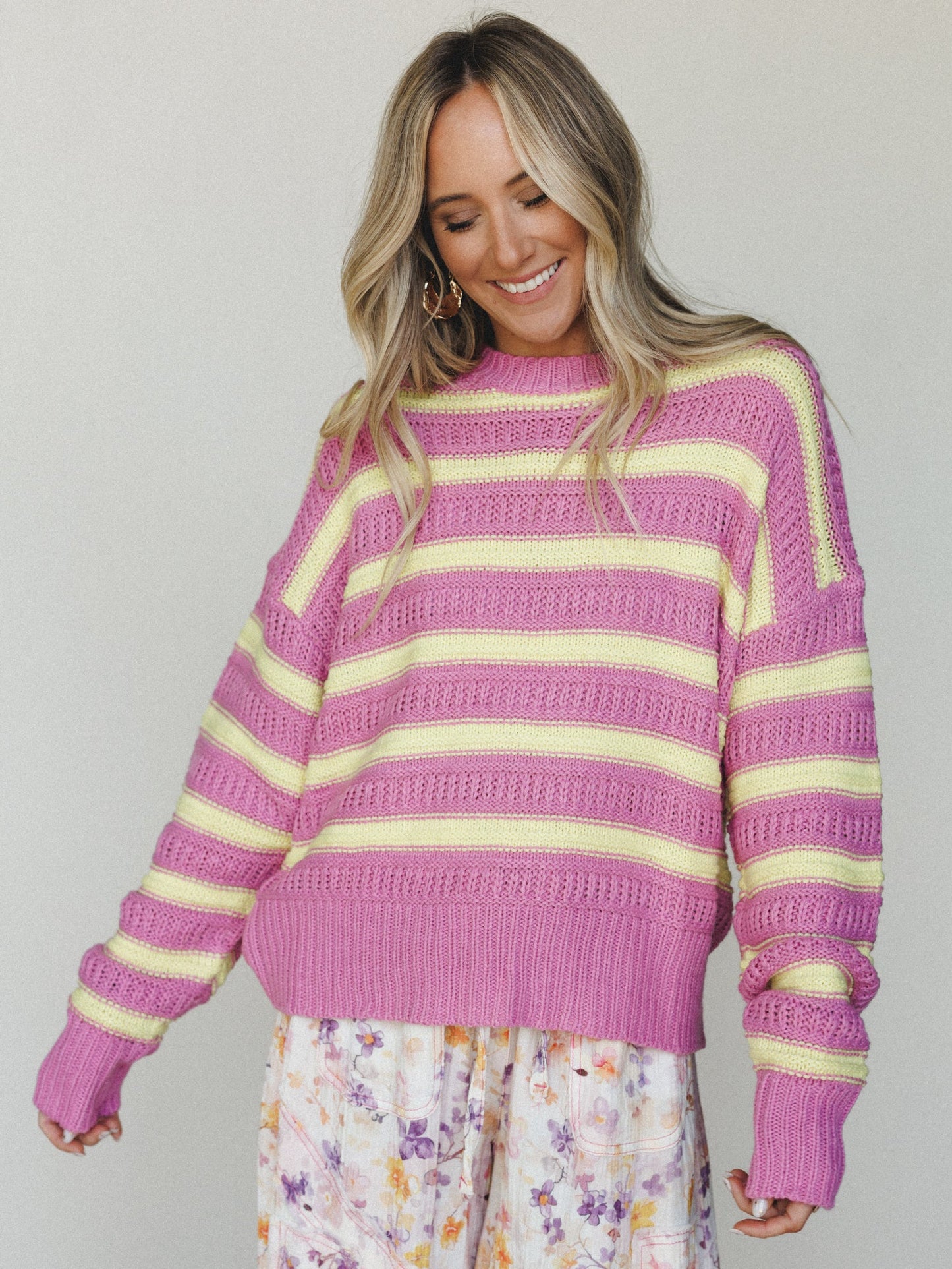 Team Colors Sweater - Pink