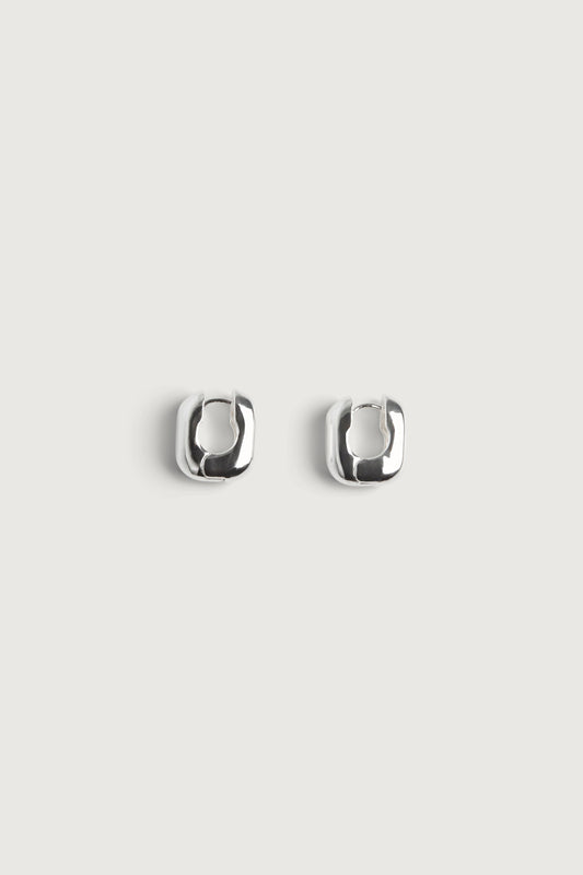 CHUBBY SQUARE SHAPED HUGGIE HOOPS