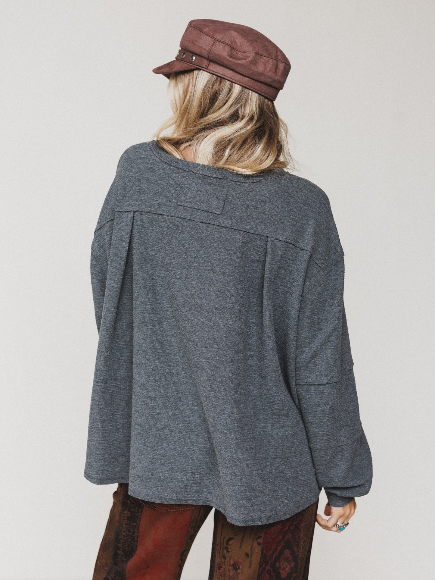 The Nest Essential Sweater Top - Charcoal