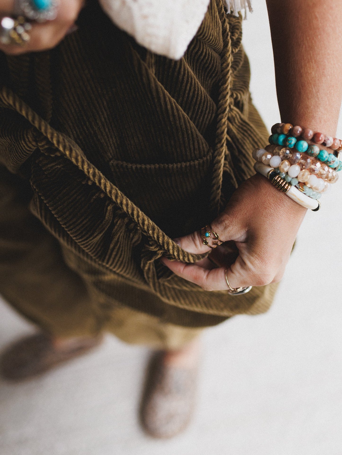 The Nest Nora Gathered Barrel Corduroy Pant - Olive