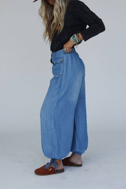East Bay Loose Fit Cargo Jeans - Blue Dark Wash