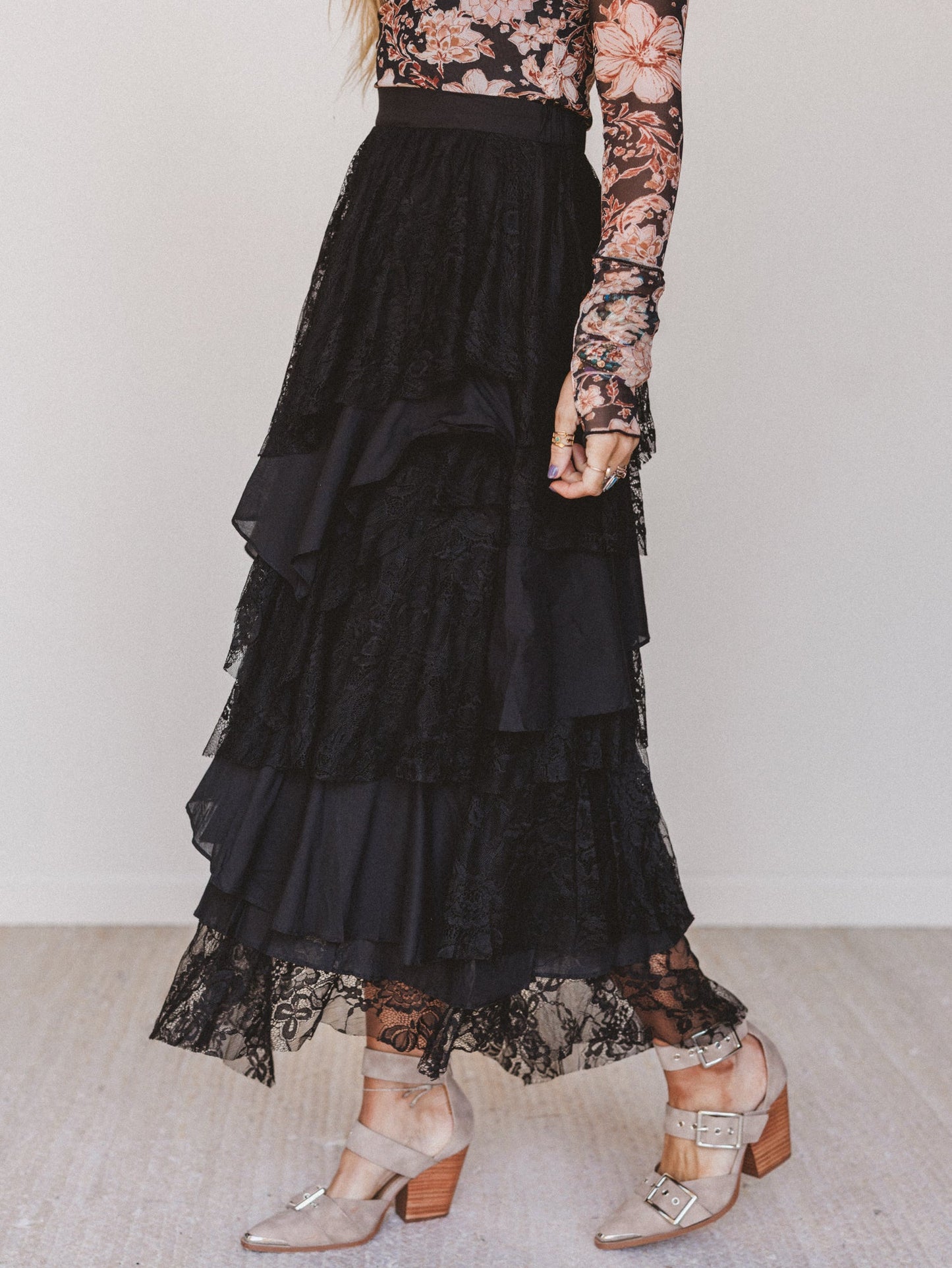 Quiet Getaway Lace Maxi Skirt - Black
