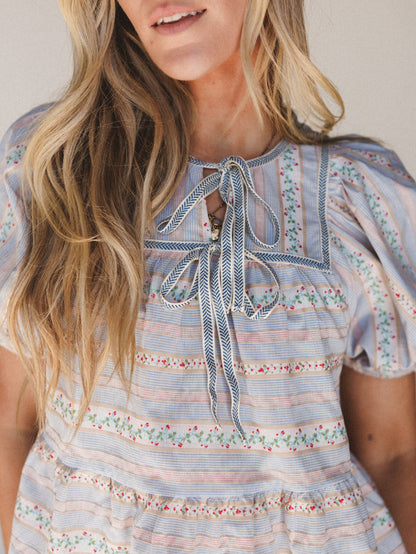 Vintage Lily Balloon Sleeve Blouse - Light Blue