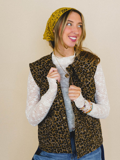 Wild Wonders Vest - Mocha Mousse