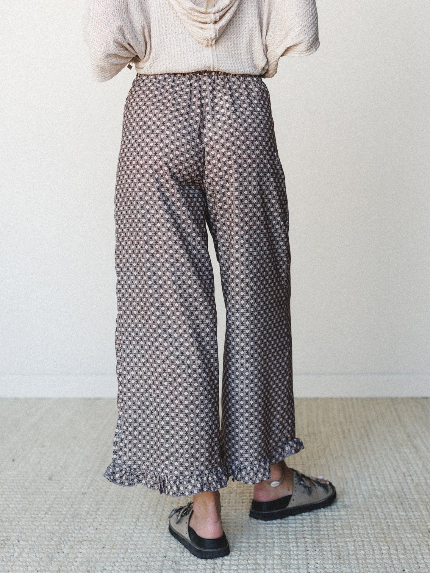 The Nest Mystic Mirage Printed Wide Leg Pants - Black