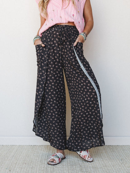 The Nest Wandering Flower Side Slit Pant - Iron