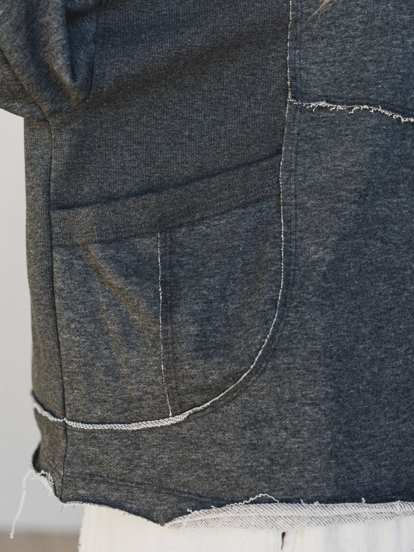 The Nest Karli Knit Pocket Top - Charcoal