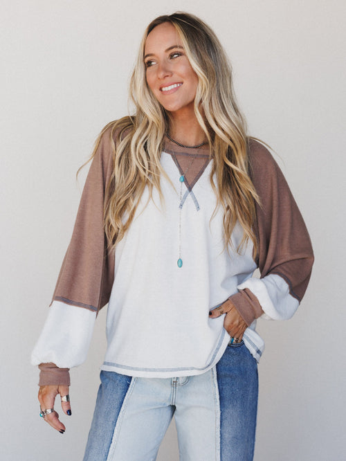The Nest Jules Contrast Pullover Top - Off White Mocha