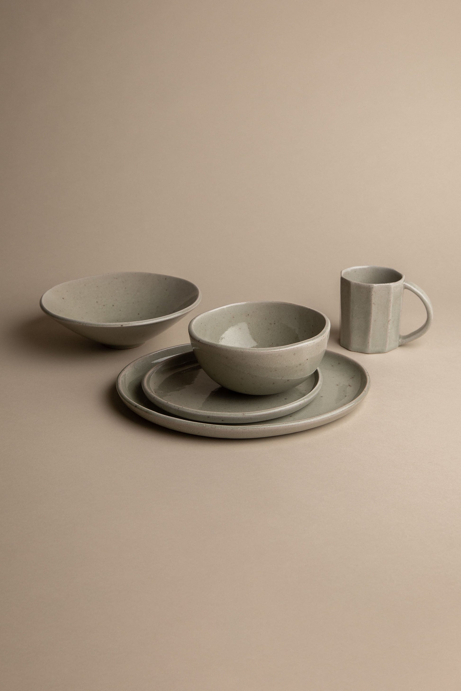 ASHEN MUG