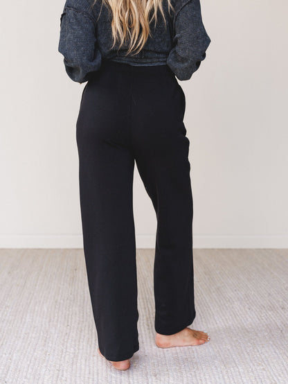 Lounge Forever Sweatpants - Black