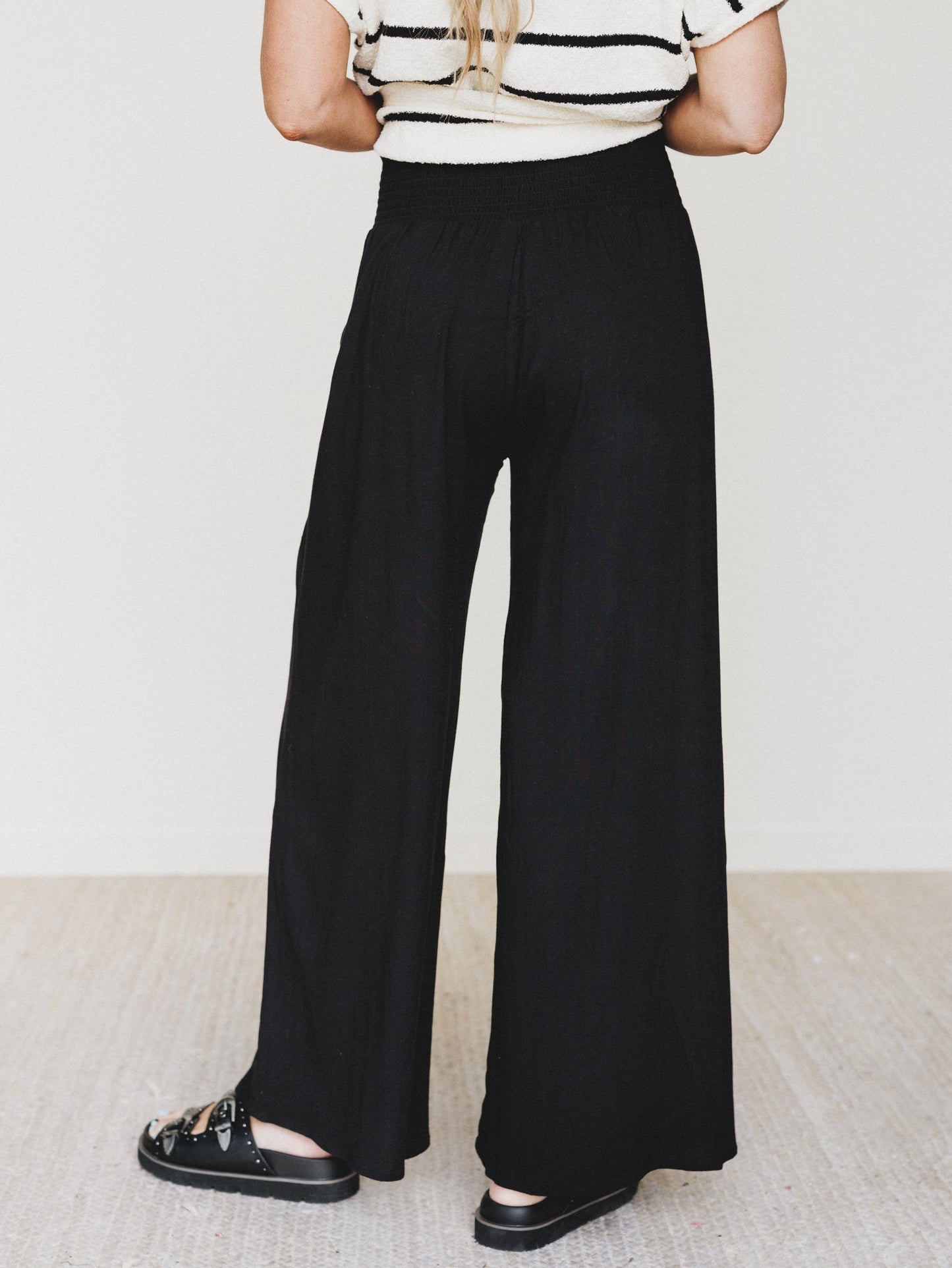 Seek The Moon Wide Leg Pants - Black