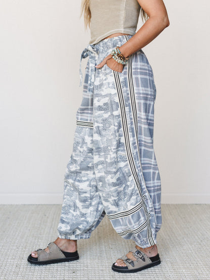 Called in the Wild Pants - Black Camo
