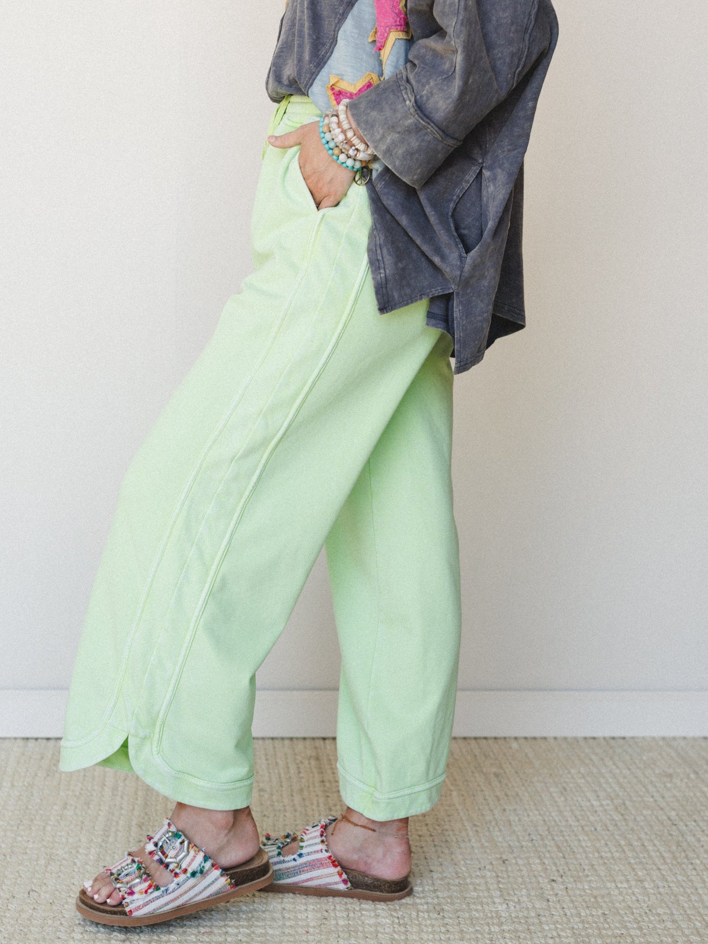 So Comfy Wide Leg Pant Cropped Length - Green