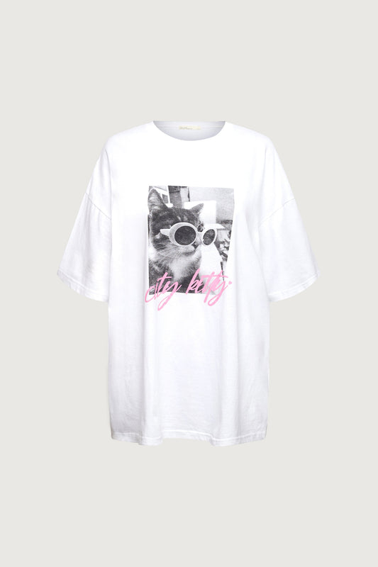 CITY KITTY GRAPHIC T-SHIRT