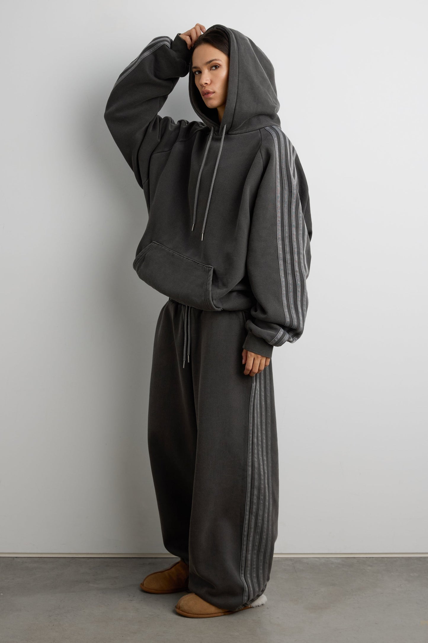 FLEECE STUDIO BOYFRIEND TRACK HOODIE