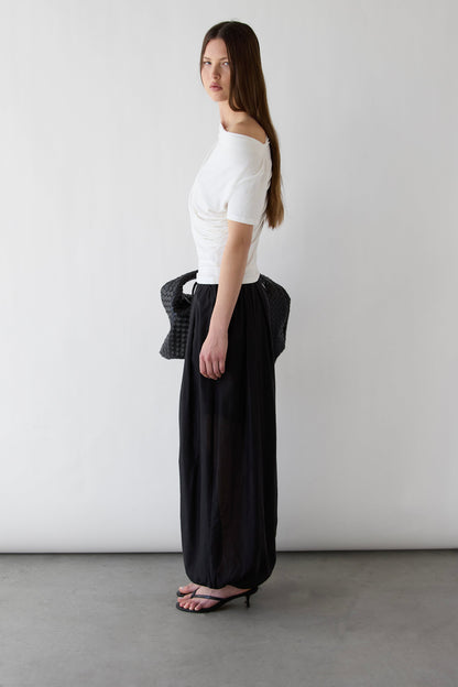 BOAT NECK TOP WITH SHIRRED SIDE DETAIL