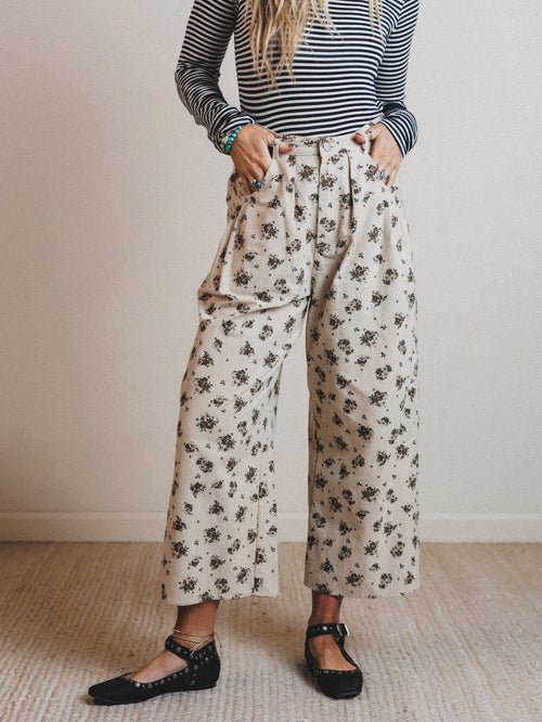 Sweet Memory Floral Pleated Pants - Natural