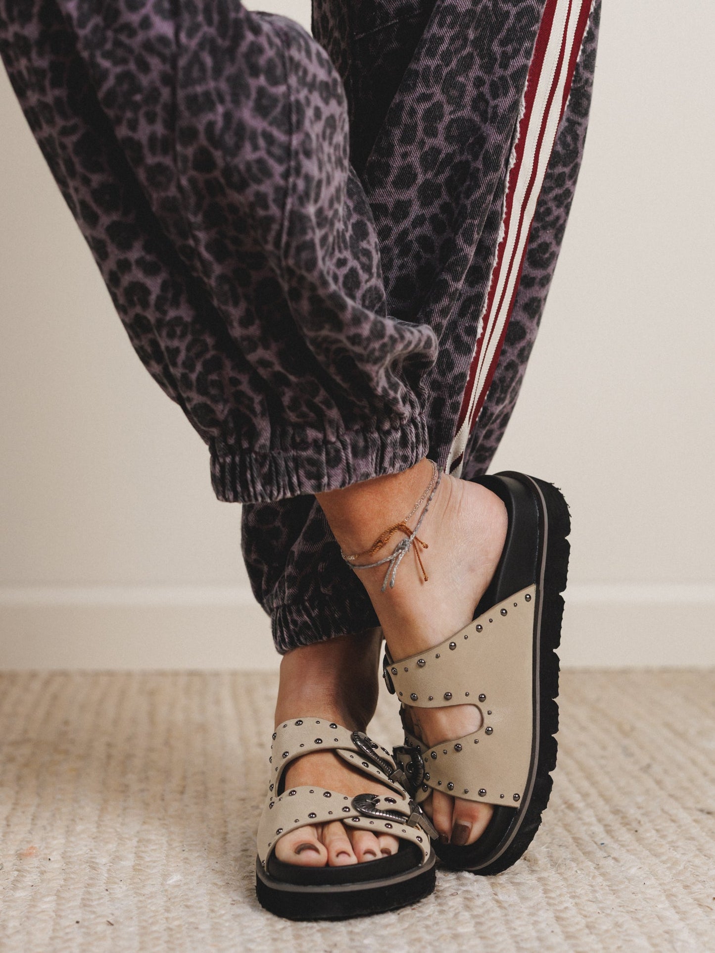 Wild Awakening Pants - Black Leopard