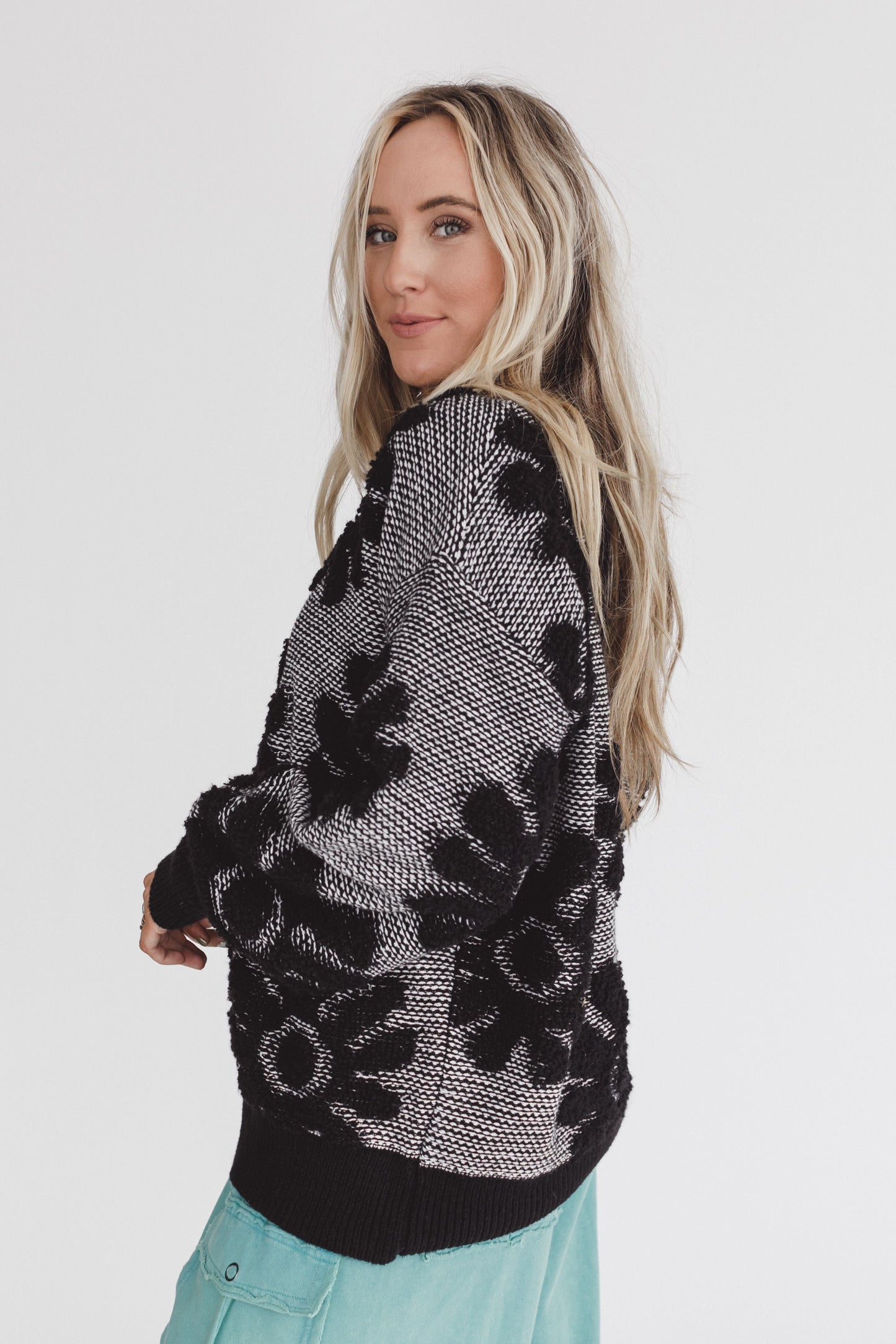 Zinnia Textured Flower Top - Black