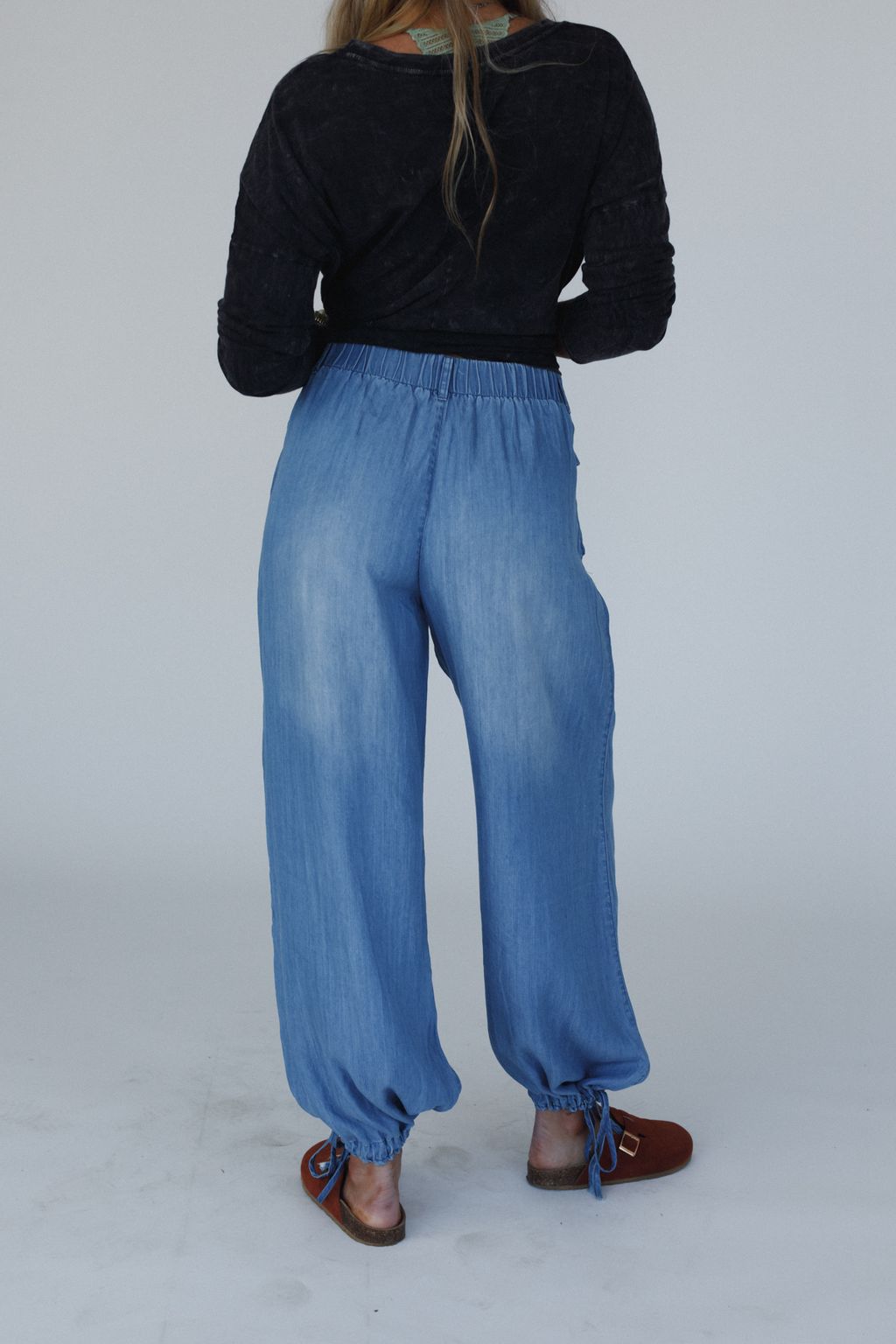 East Bay Loose Fit Cargo Jeans - Blue Dark Wash