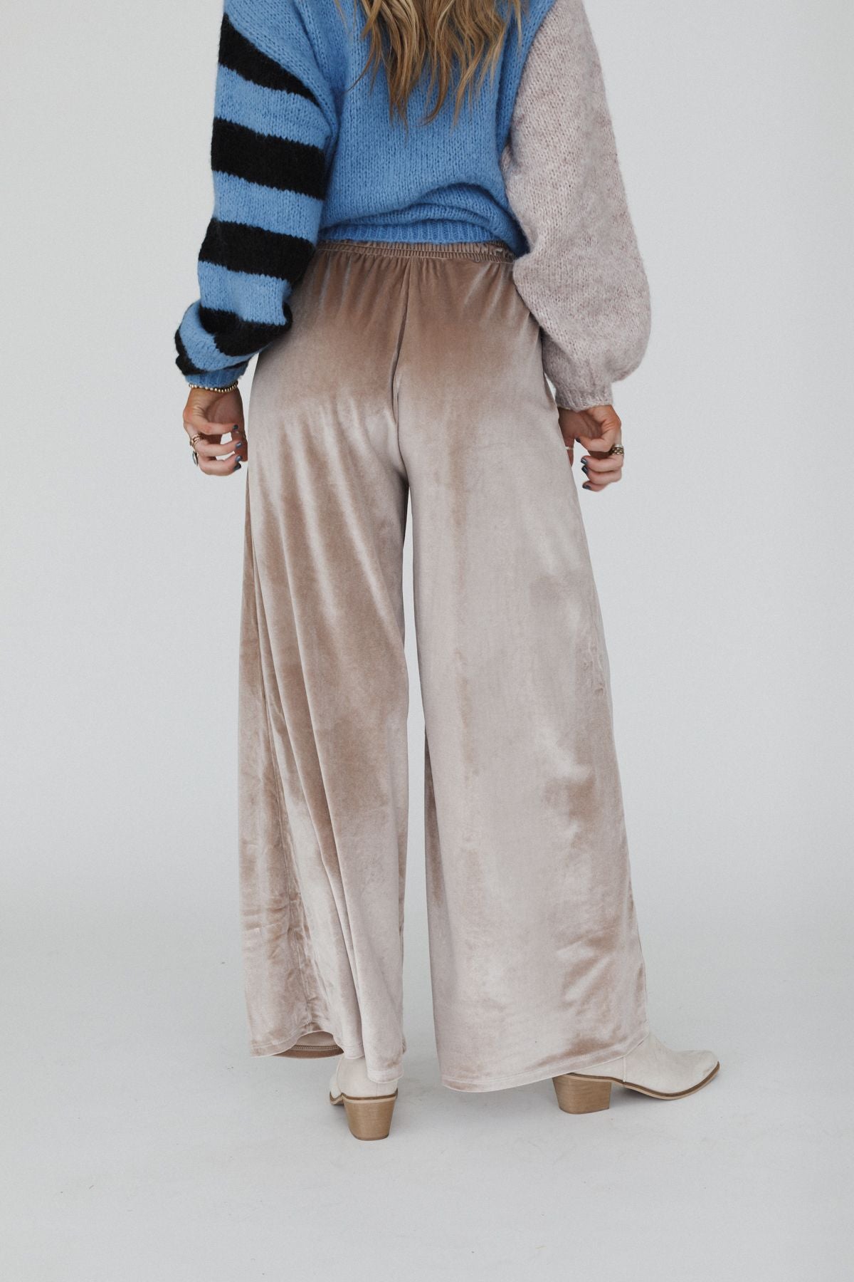The Nest Relaxing Robin Velvet Wide Leg Pant - Taupe