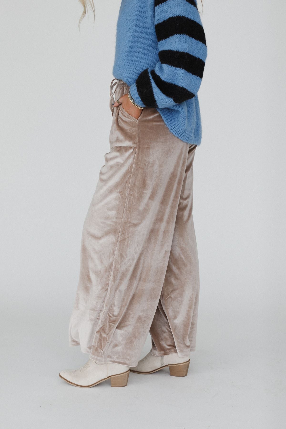 The Nest Relaxing Robin Velvet Wide Leg Pant - Taupe